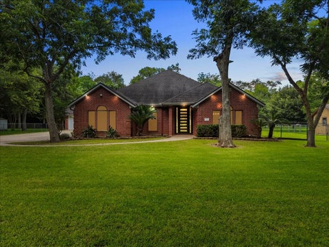 Photo of 9700 Jay Road, Hitchcock, TX 77563 (MLS # 83498954)