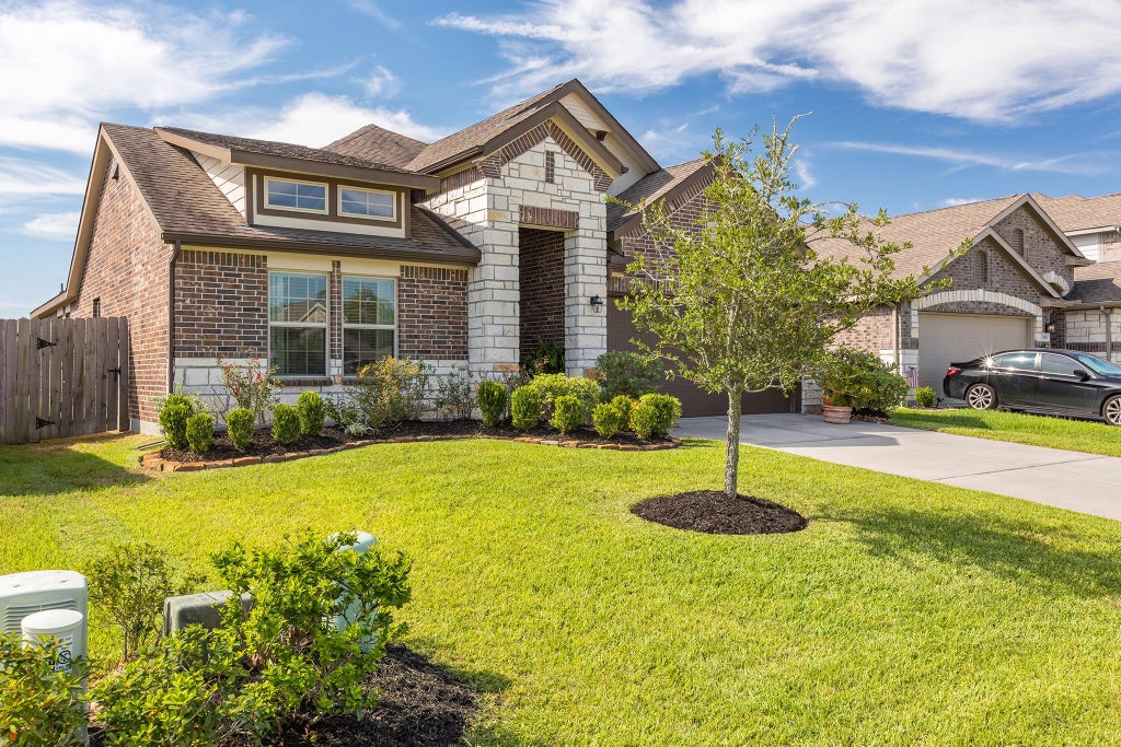 Photo of 23930 Olivenza Trail, New Caney, TX 77357 (MLS # 23154286)