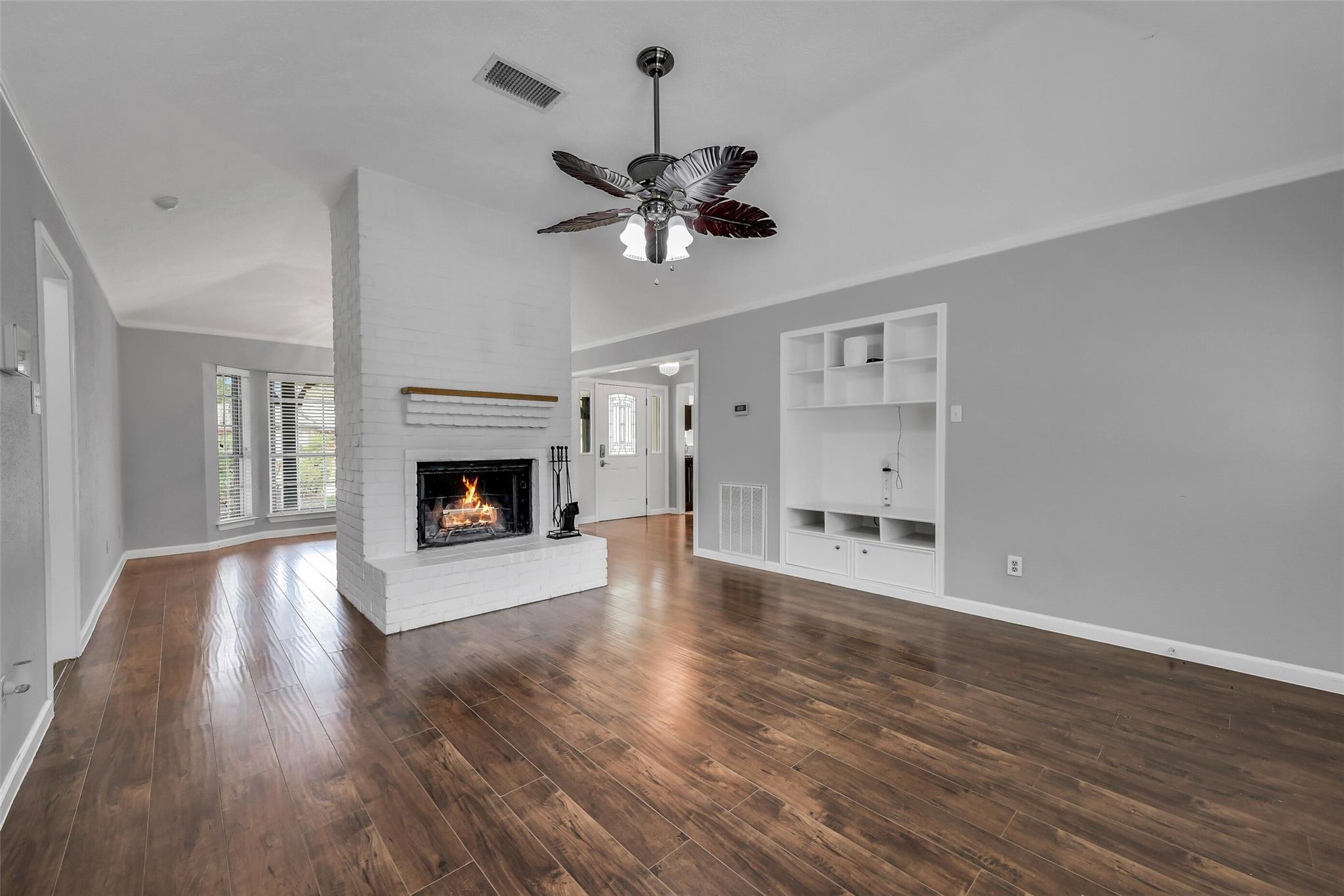 807 Sandringham Drive