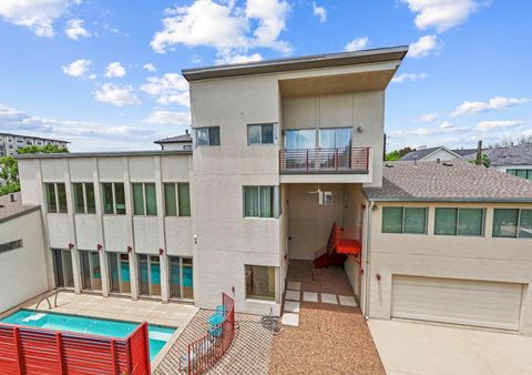 Photo of 1634 Marshall Street, Houston, TX 77006 (MLS # 23321363)