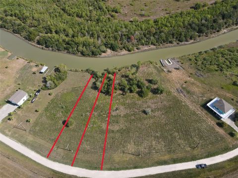 58-59 Bayou Avenue Smith Point TX 77514