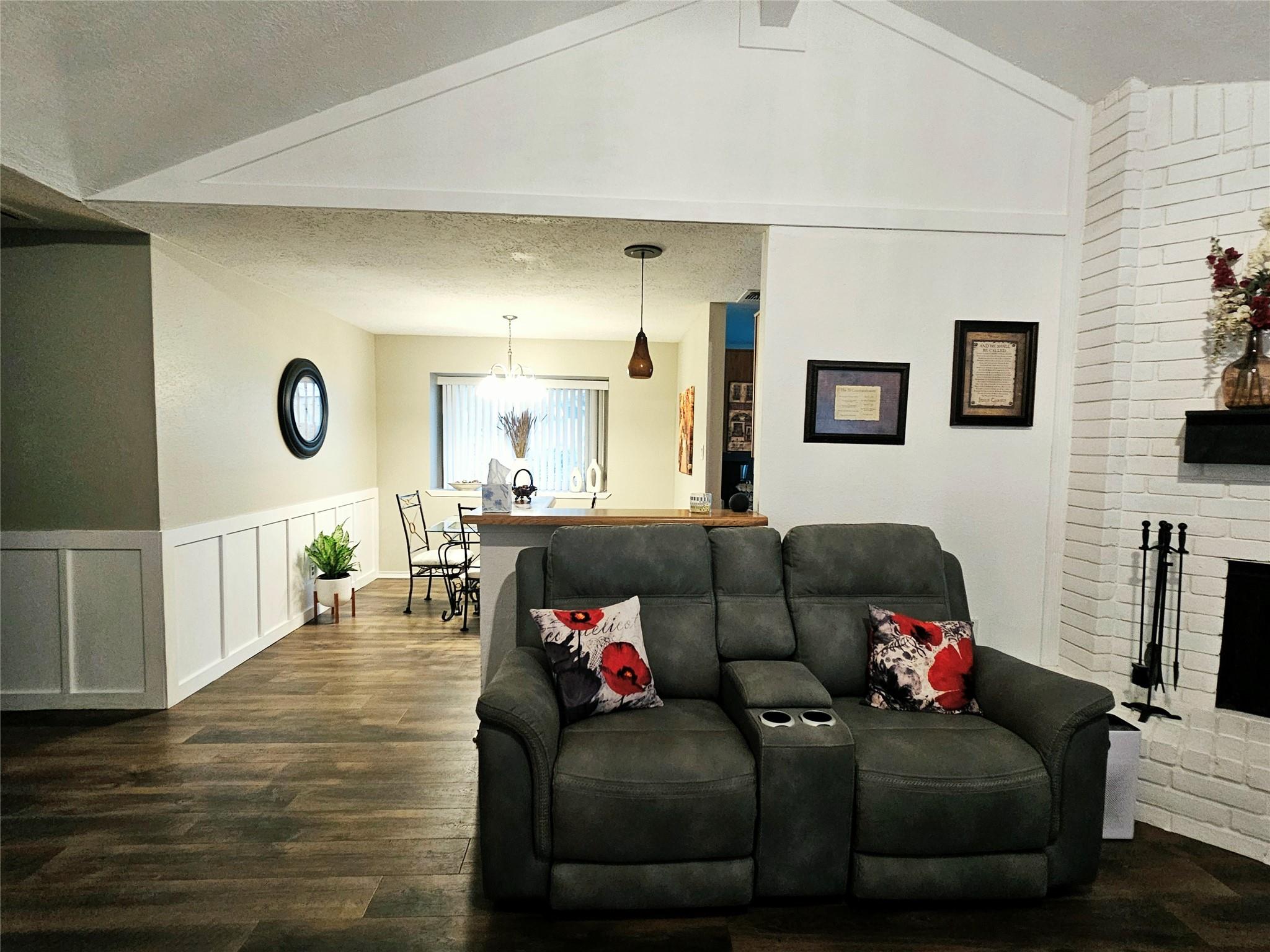 304 Cherry Court