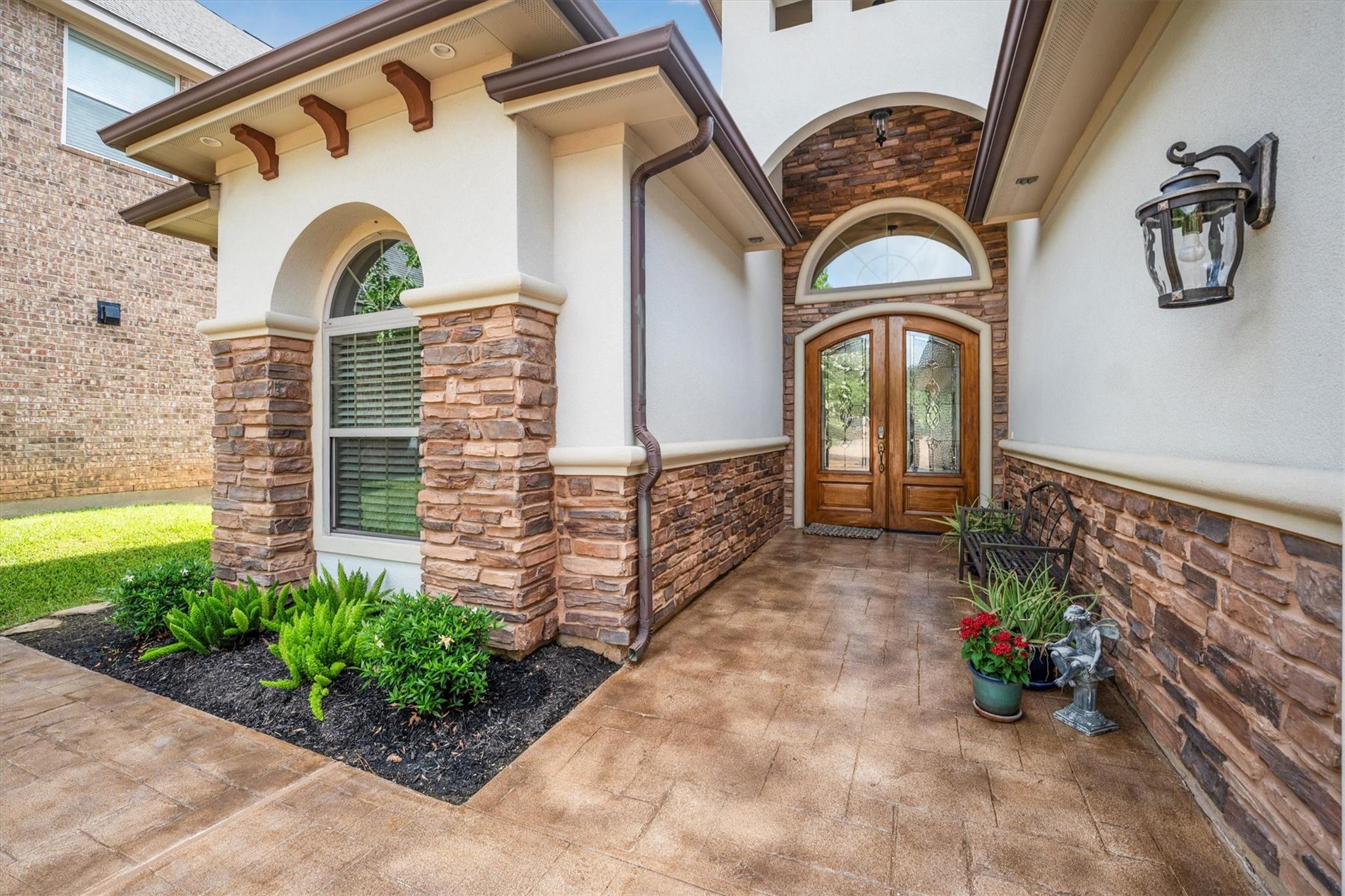 174 E Creekwood Drive