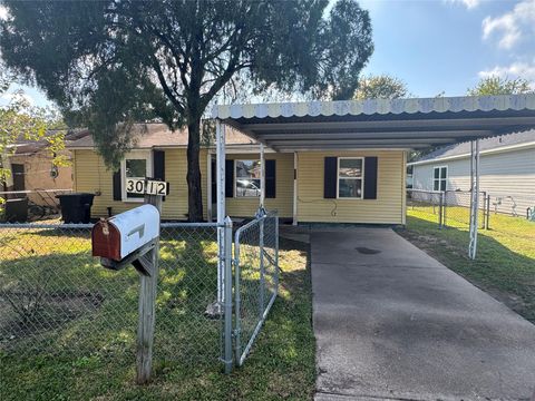 Tiny photo for 3012 Melbourne Street, Houston, TX 77026 (MLS # 67333716)