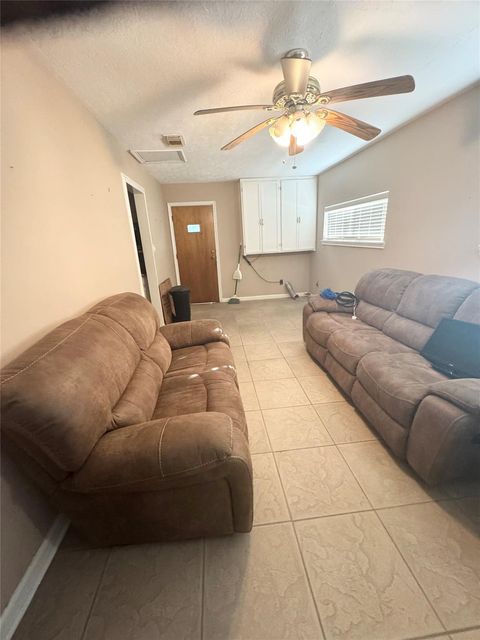 Tiny photo for 3012 Melbourne Street, Houston, TX 77026 (MLS # 67333716)