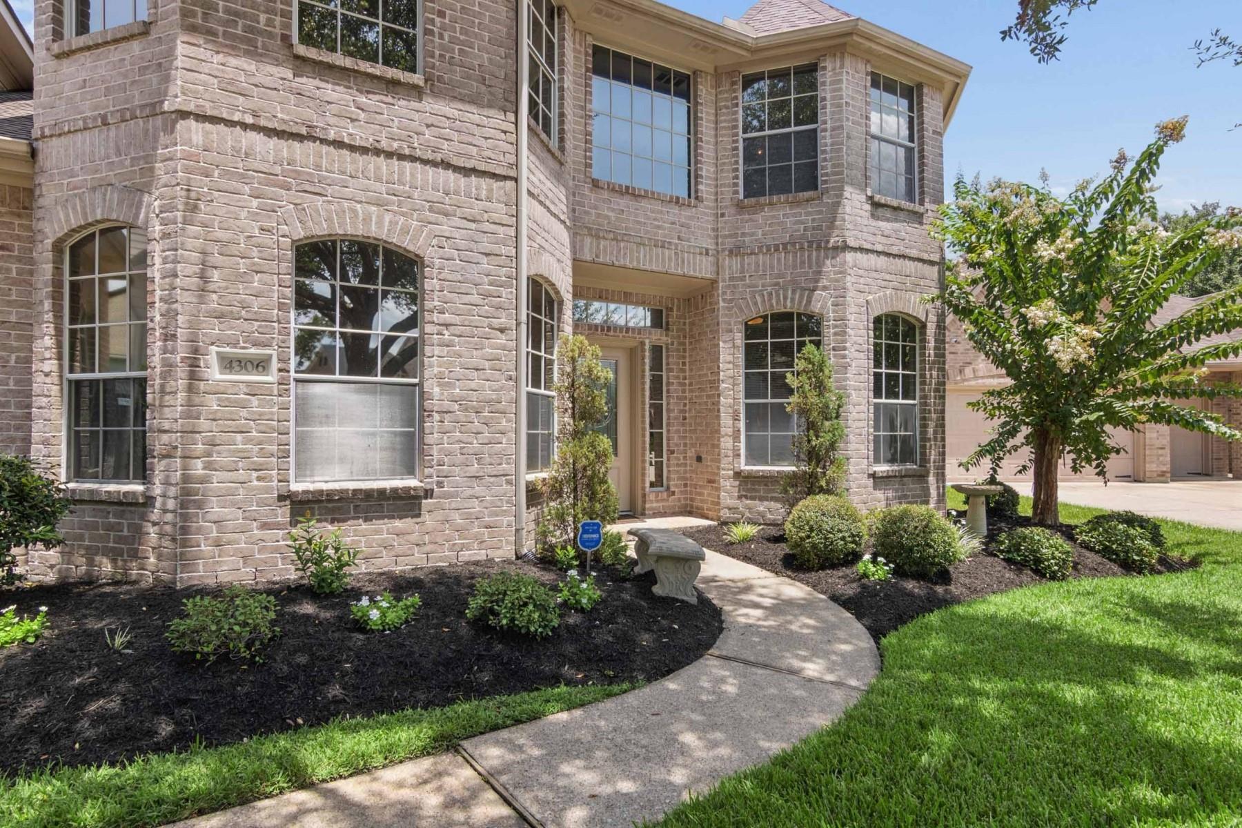 4306 Green Tree Court