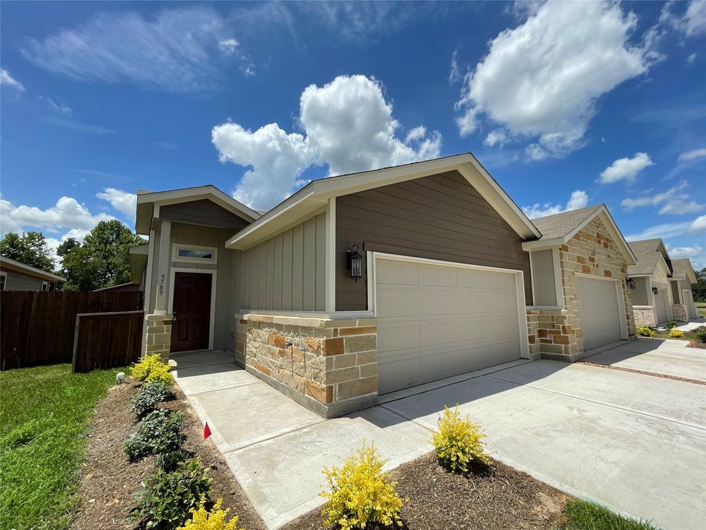 Photo of 9789 Grosbeak Lane, Magnolia, TX 77354 (MLS # 47618063)