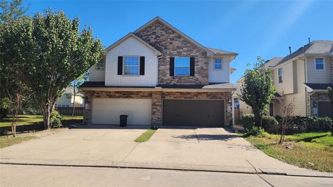 Photo of 11430 Hackmatack Way, Houston, TX 77066 (MLS # 37591828)