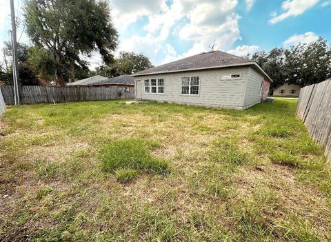 Tiny photo for 6406 Trebor Street, Pasadena, TX 77505 (MLS # 85634970)