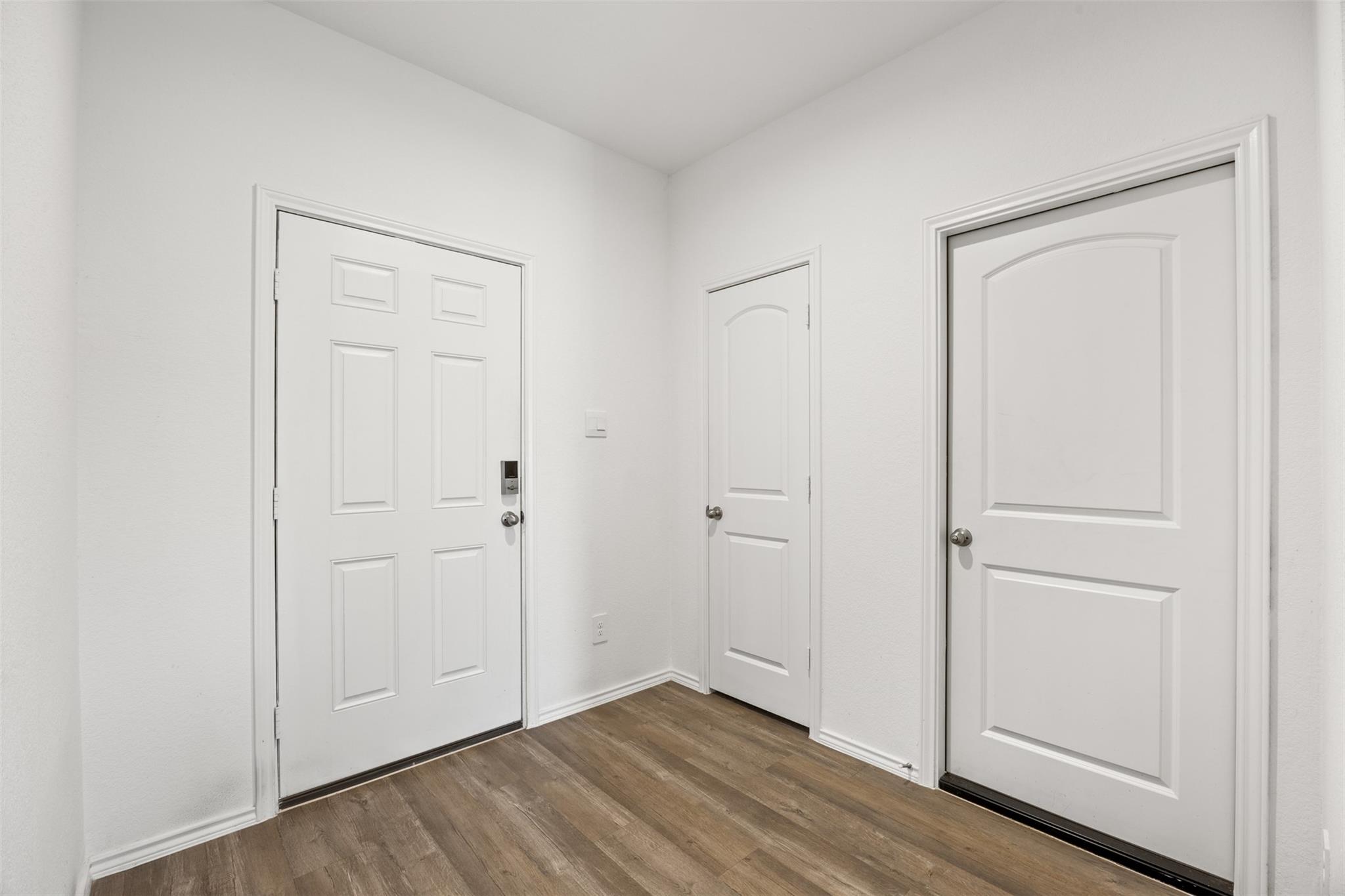 14200 Yellow Jacket Court