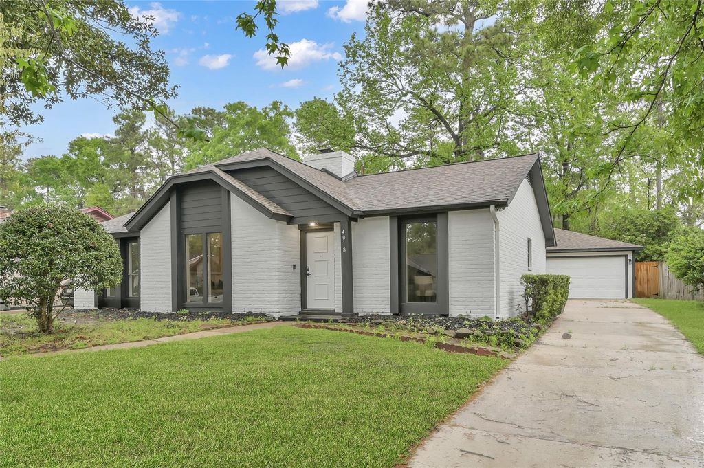Photo of 4018 Cedar Forest Drive, Kingwood, TX 77339 (MLS # 22313642)