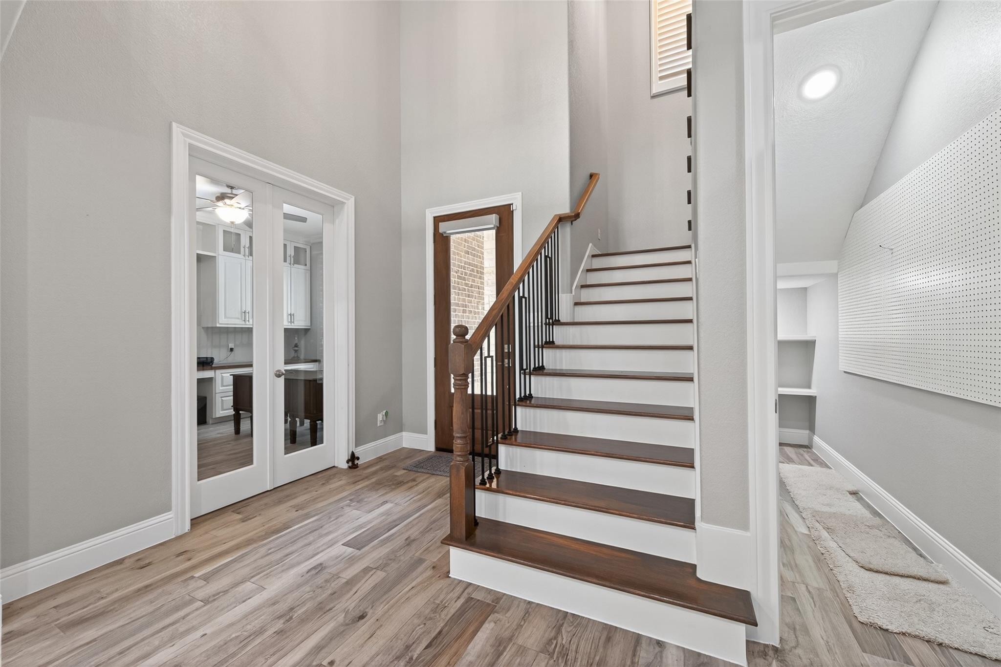 12011 Oak Crest Court