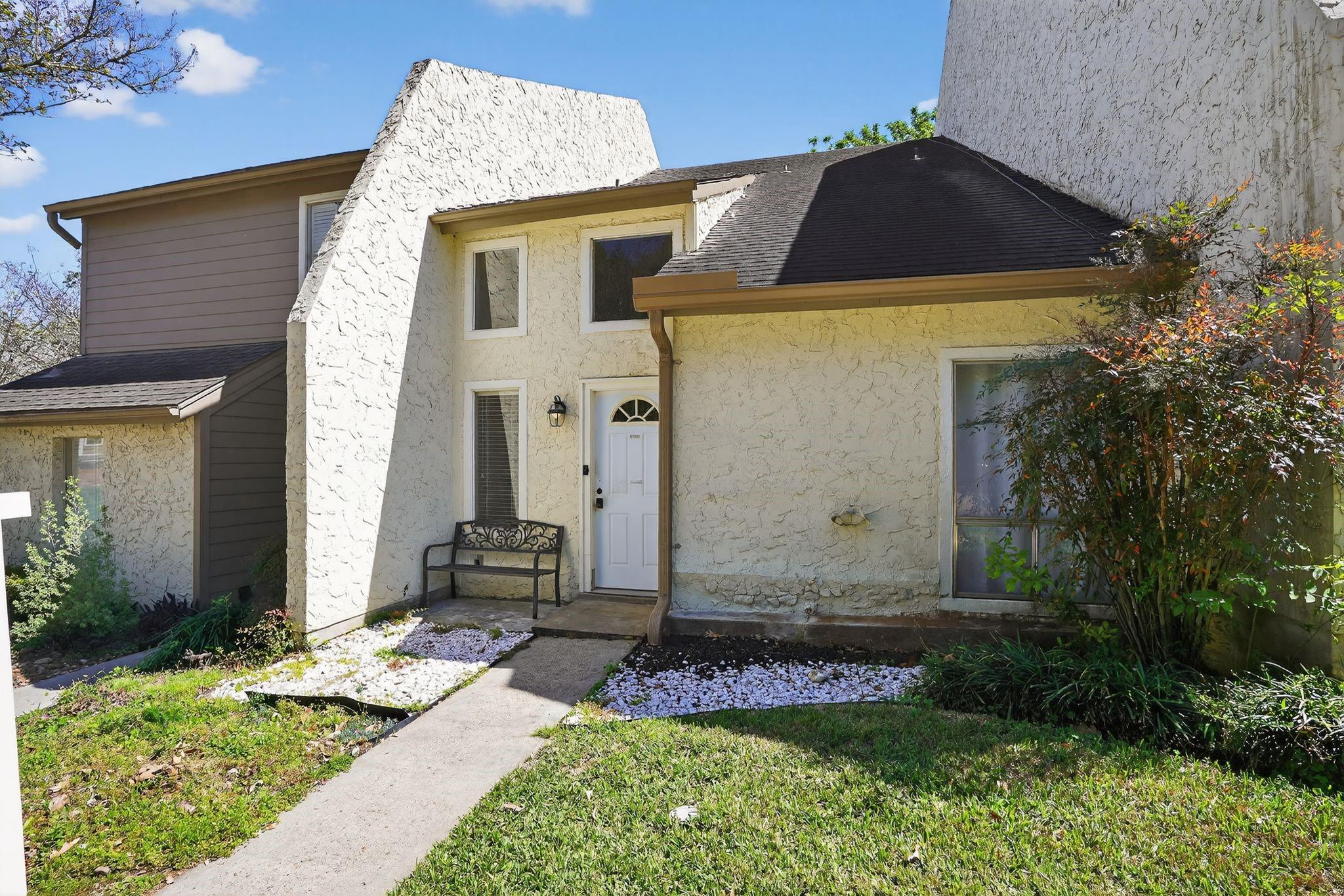 12203 Glenview Drive Drive