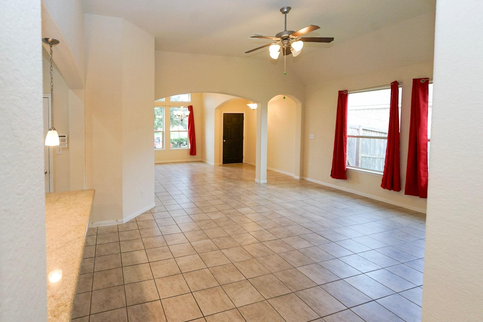 19827 Chapel Valley Ct