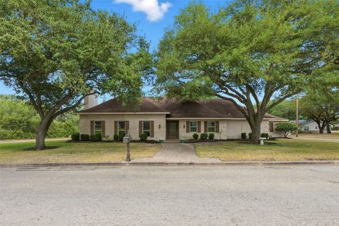 Photo of 1130 Allen Street, Hempstead, TX 77445 (MLS # 40696283)