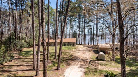 Photo of 636 Campoli Road, Etoile, TX 75944 (MLS # 67952727)