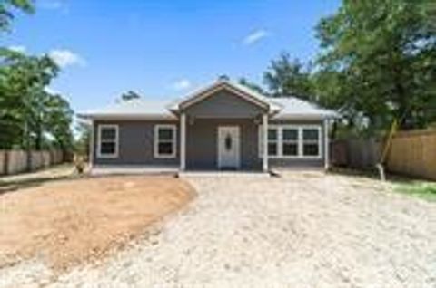 Photo of 100 Walnut Circle, Somerville, TX 77879 (MLS # 10669029) Photo of 100 Walnut Circle, Somerville, TX 77879 (MLS # 10669029)