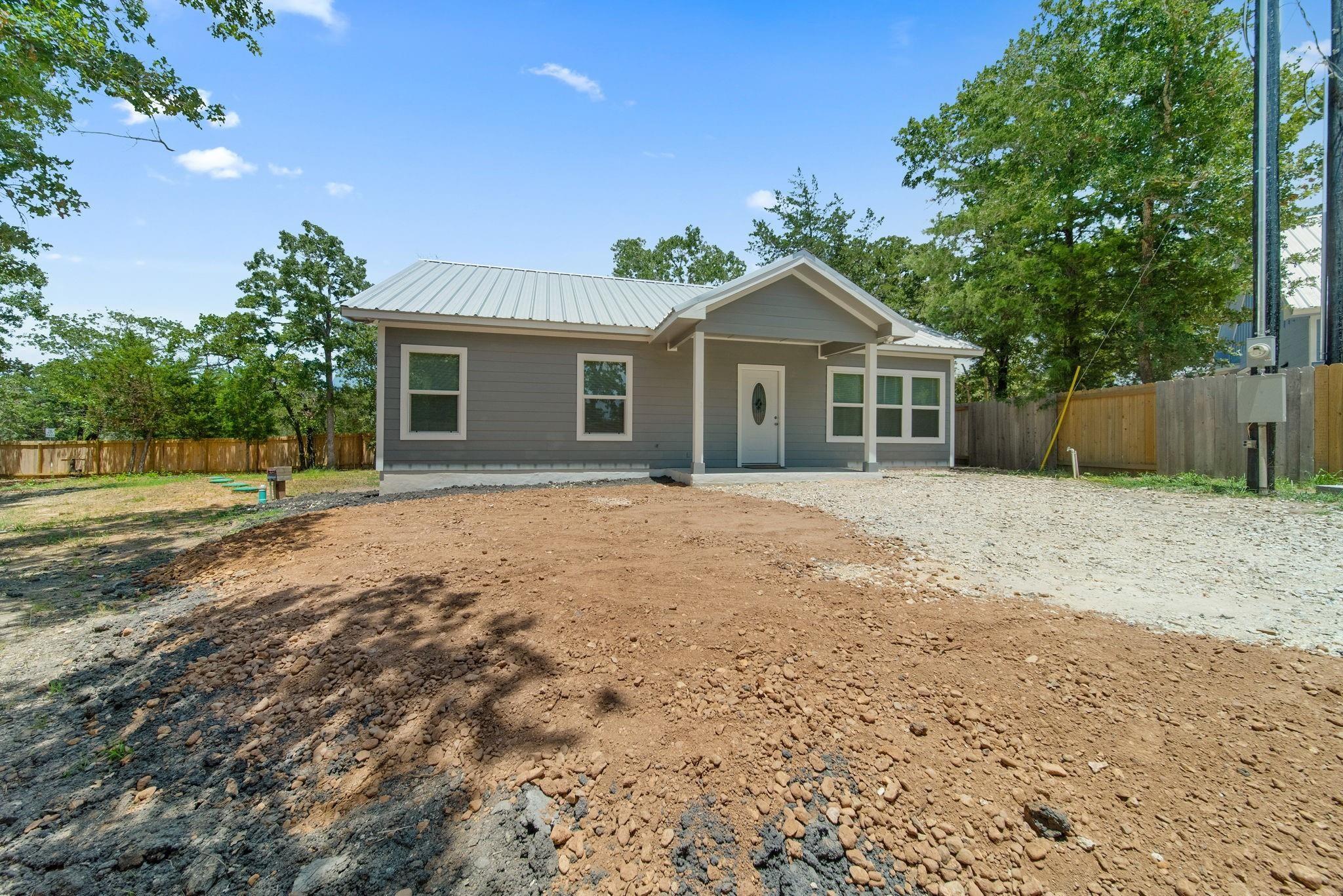 100 Walnut Circle