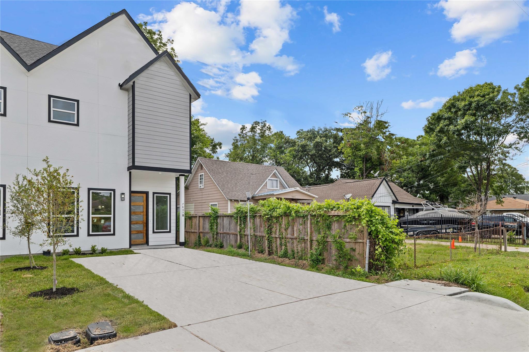 7805 Farnsworth Street A