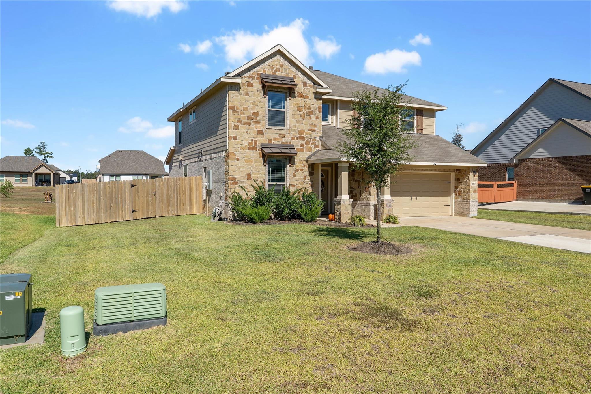 12242 N Chestnut Hills Drive