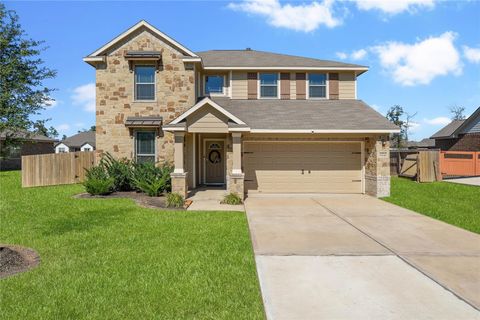 Photo of 12242 N Chestnut Hills Drive, Conroe, TX 77303 (MLS # 30623869)
