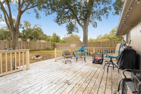 Photo of 2795 Wood Hollow Drive, League City, TX 77573 (MLS # 59051322) Photo of 2795 Wood Hollow Drive, League City, TX 77573 (MLS # 59051322)