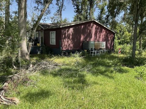 Photo of 2663 Blue Lake A/K/A 4663 Cr518 Road, Angleton, TX 77515 (MLS # 10726696)
