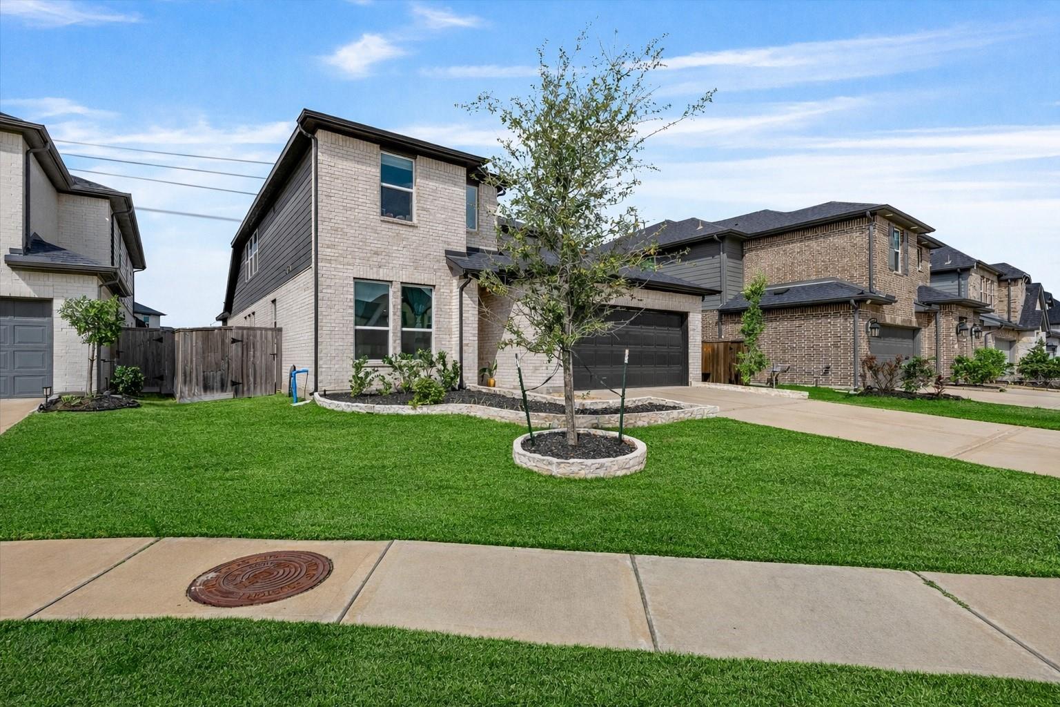 9211 Fenton Oaks Drive