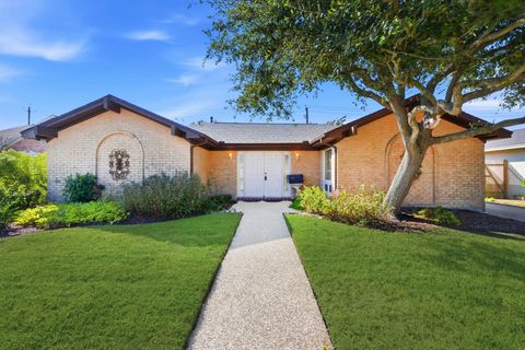 Photo of 7738 Beaudelaire Circle, Galveston, TX 77551 (MLS # 22892335)