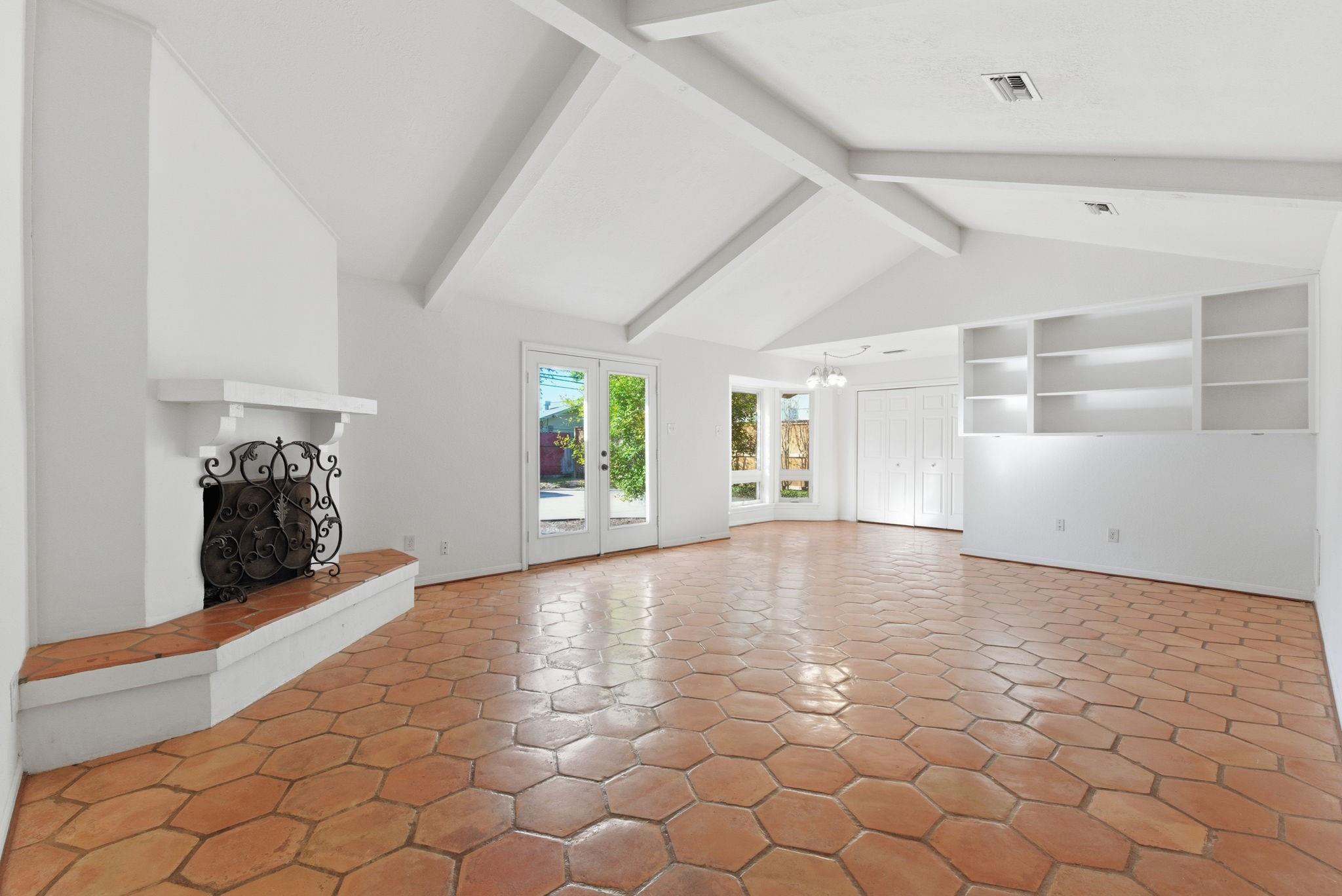 7738 Beaudelaire Circle