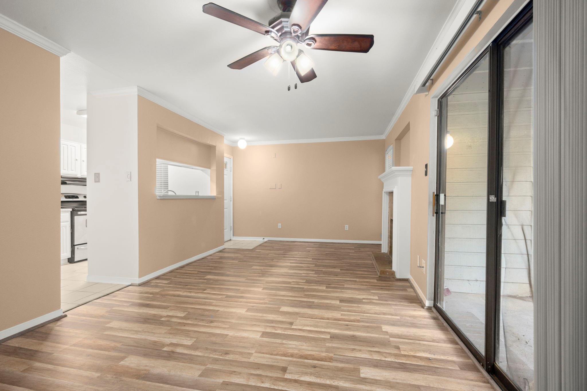 3500 Tangle Brush Drive 102