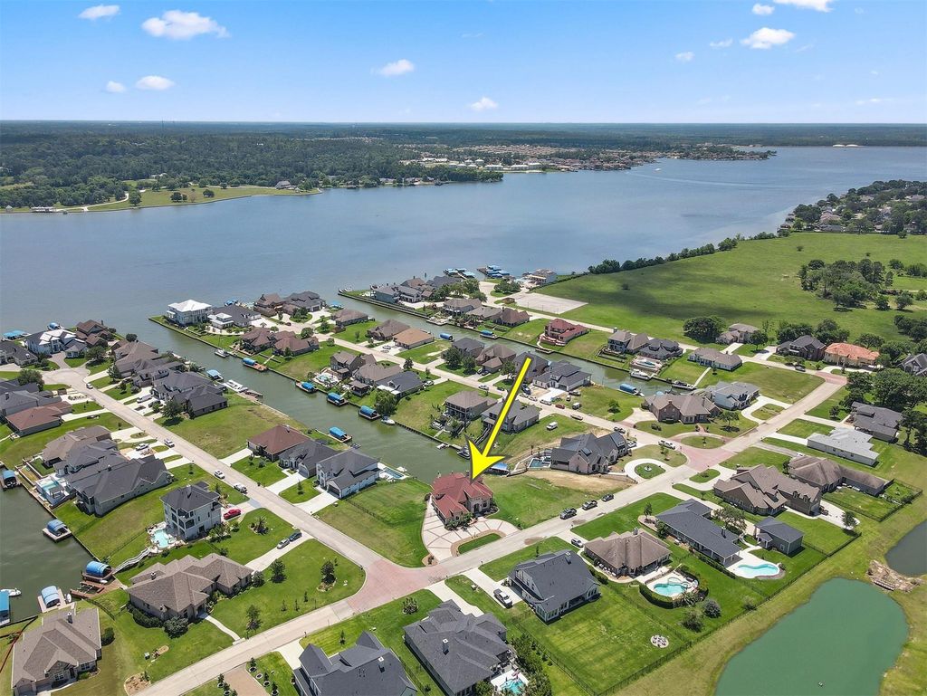 Photo of 10896 Decatur Street, Willis, TX 77318 (MLS # 27273692)