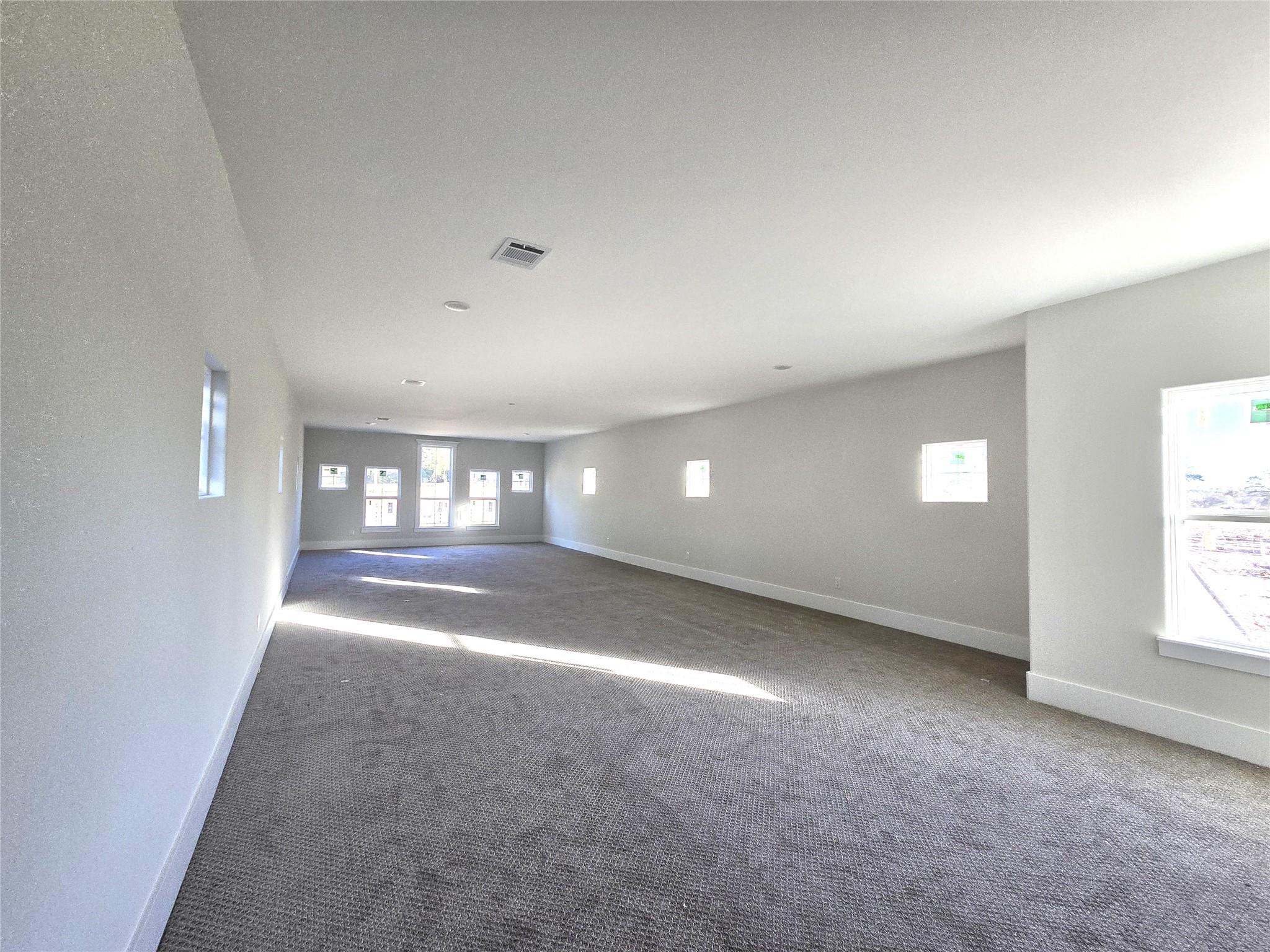 Montgomery, Texas, 77356, United States, 5 Bedrooms Bedrooms, ,6 BathroomsBathrooms,Residential,Active,2030971