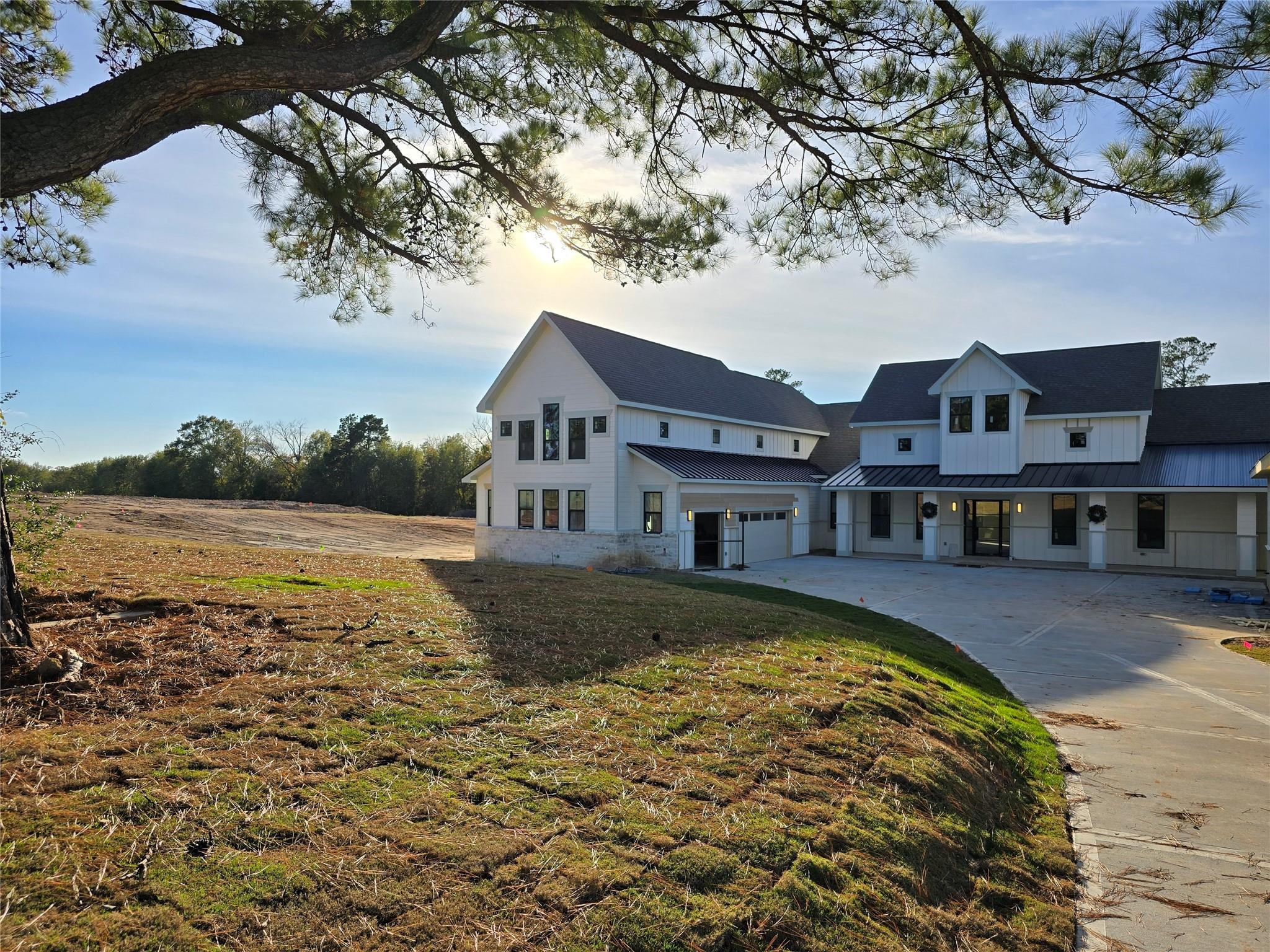 15360 Highlander Court