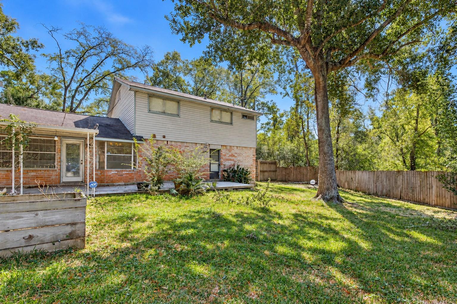 3414 Lake Ridge Bend