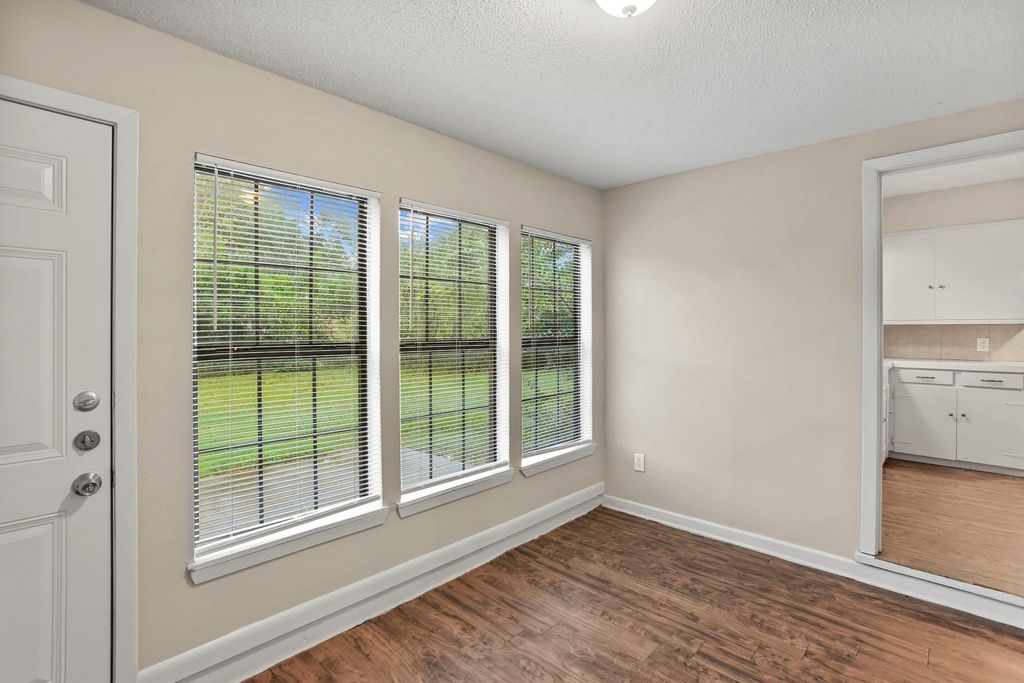 Photo of 410 22nd Avenue N, Texas City, TX 77590 (MLS # 50569279)
