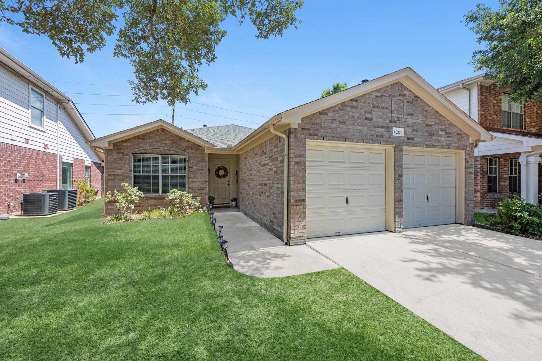 4822 Monarch Glen Lane