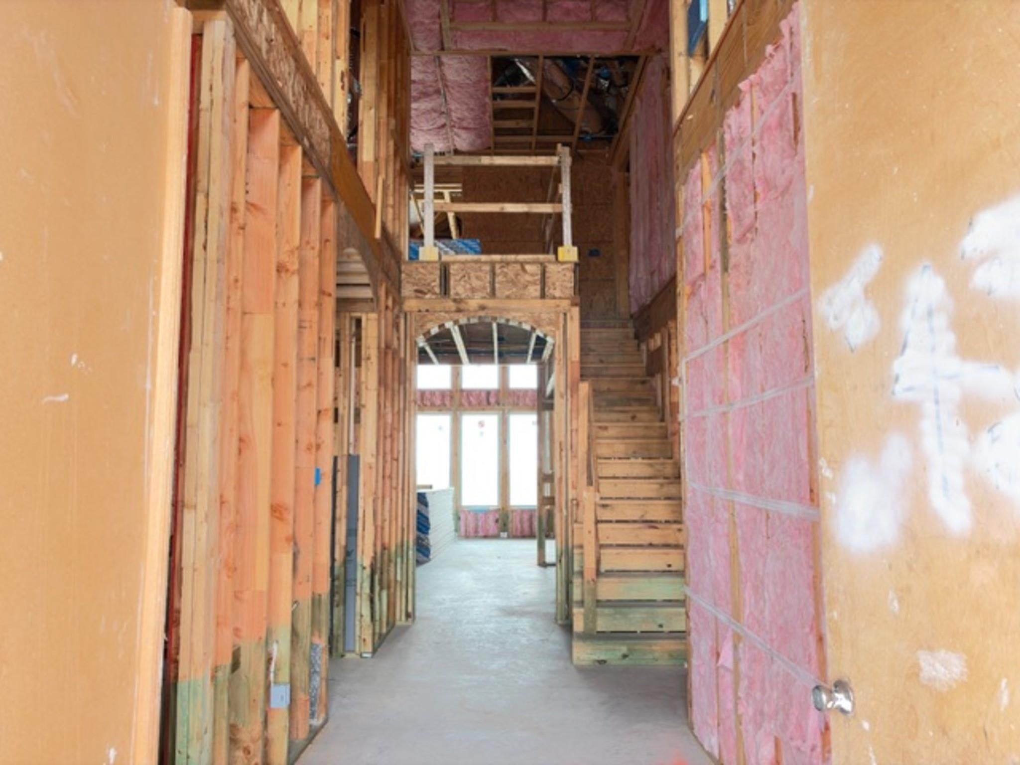 7017 Southwest Drive