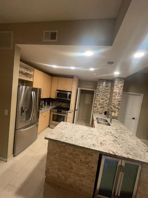 Homes For Sale - 3505 Sage Road #406<br/> Houston, TX 77056