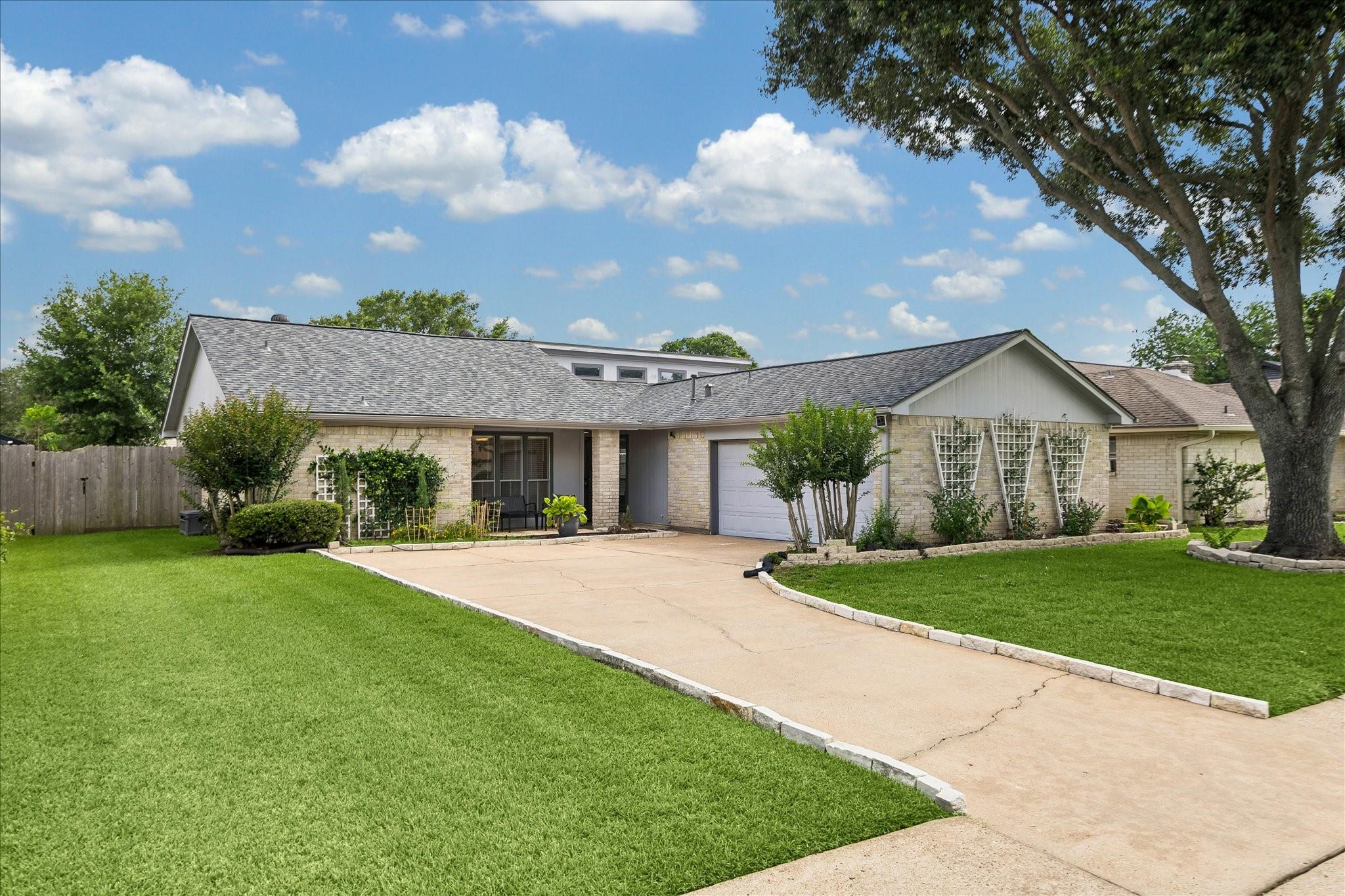 1903 Mustang Springs Drive