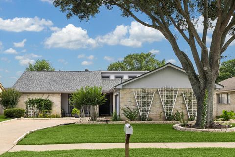 Photo of 1903 Mustang Springs Drive, Missouri City, TX 77459 (MLS # 53565034)