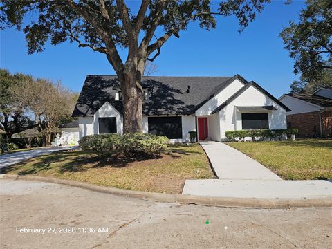 Homes For Sale - 3014 Canyon Court<br/> Missouri City, TX 77459