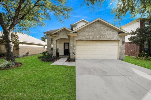 Photo of 16635 Greenbriar Point Lane, Houston, TX 77095 (MLS # 8874430)