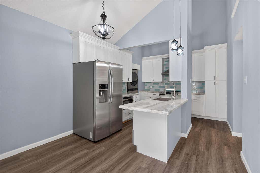 Photo of 2277 S Kirkwood Road #910, Houston, TX 77077 (MLS # 50553675)
