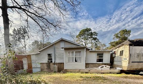 Photo of 794 The Ole Barney Road, Livingston, TX 77351 (MLS # 18320845)