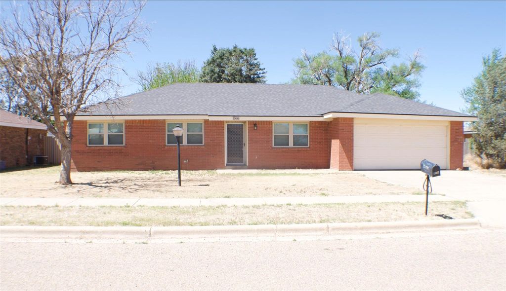 Photo of 1503 Jackson Avenue, Friona, TX 79035 (MLS # 25736723)
