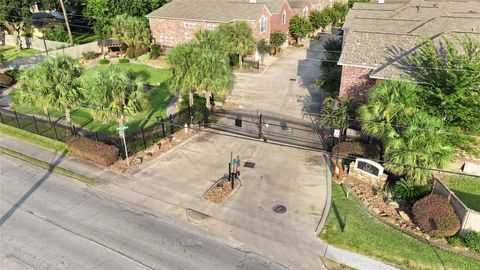 Tiny photo for 5166 Oasis Park, Houston, TX 77021 (MLS # 93670380)