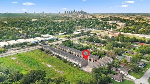 Tiny photo for 5166 Oasis Park, Houston, TX 77021 (MLS # 93670380)
