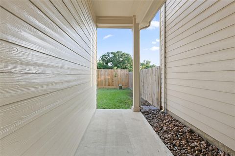Tiny photo for 5166 Oasis Park, Houston, TX 77021 (MLS # 93670380)