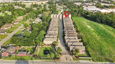 Tiny photo for 5166 Oasis Park, Houston, TX 77021 (MLS # 93670380)